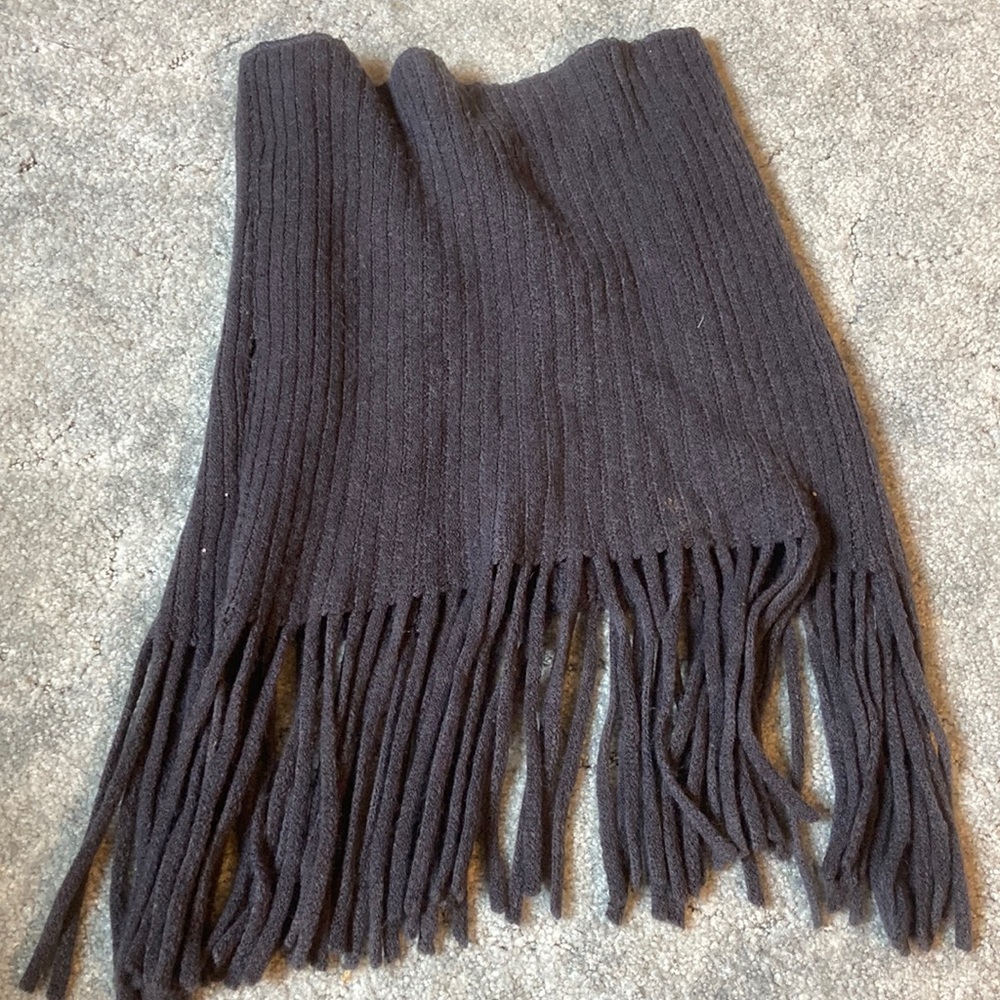 BP Dark Grey Fringe Scarf